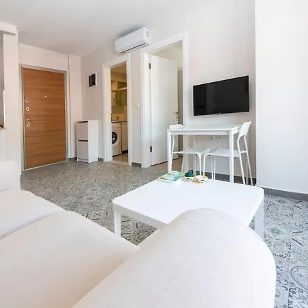 Comfortable With Central Location In Appartement *