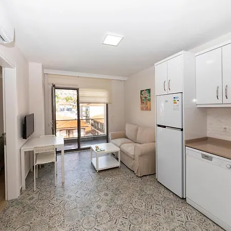 Comfortable With Central Location In * 무글라